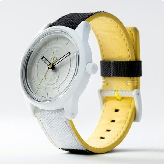 Reloj q&q top smile solar
